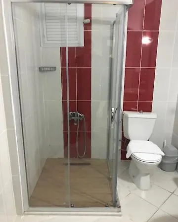 اوزتورك الفندقية 2*